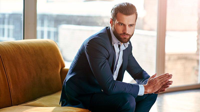 Un buen amante del mundo de la perfumería tiene que tener perfumes de fondo de armario para hombre